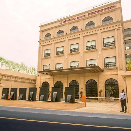 Regenta Central Amritsar Exteriör bild